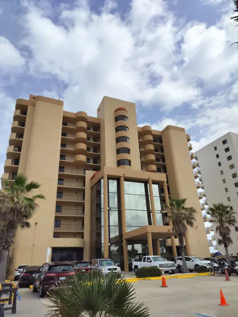 Tropic Shores Resort - Image 1