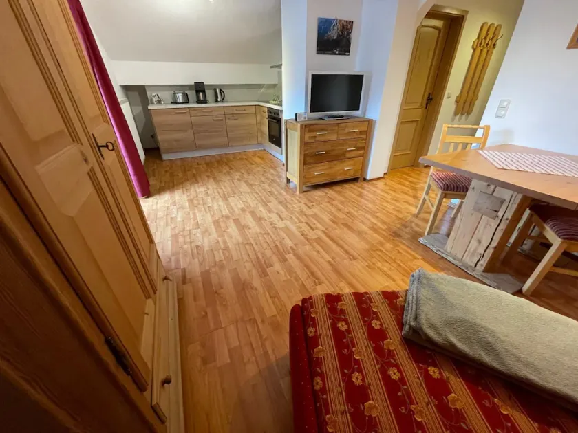 Apartamento Watzmann, 1 a 2 pessoas, 34 m², varanda, sótão - Image 1