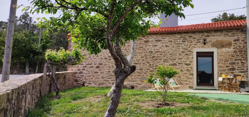 In the heart of Costa da Morte and Camiño dos Faros, near beaches in the middle of nature. - Image 1