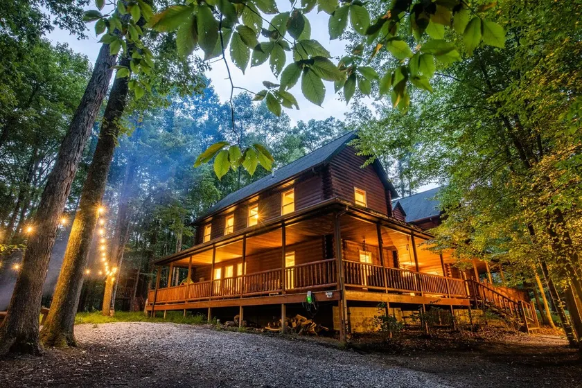 Family-friendly spacious cabin in gated community overlooking the NRG Bridge - Image 1