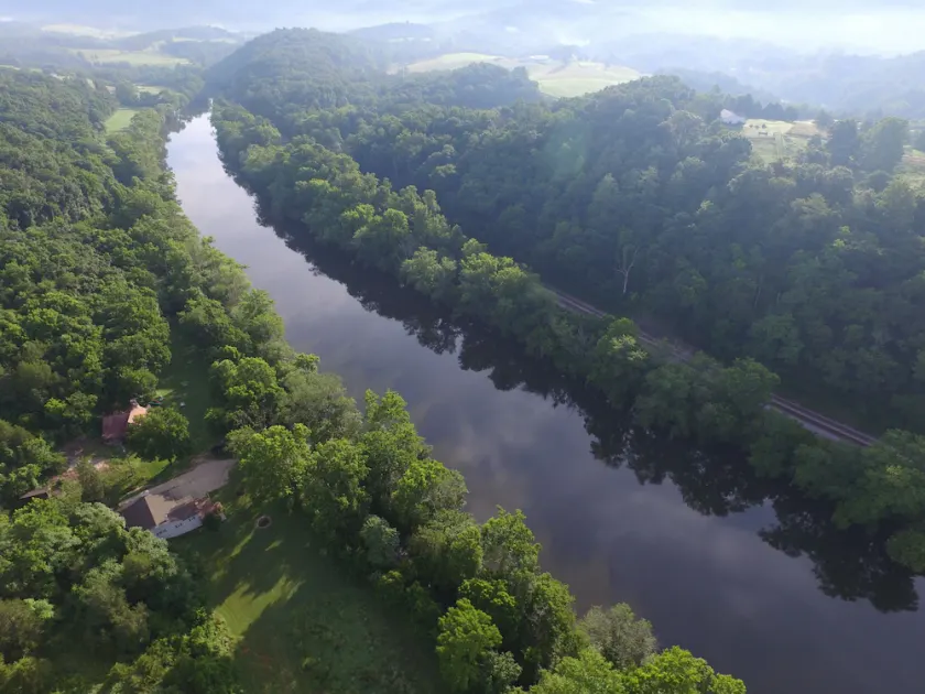 Haus am Wasser auf James River- Springwood Va - Image 1
