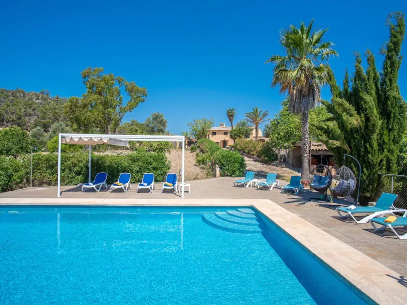 Alleinstehendes Ferienhaus mit privatem Pool, Klimaanlage,  W-LAN, TV, Innenhof, Panoramablick - Image 1