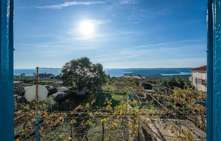 Splendida casa a Koromacno con vista mare. - Image 1