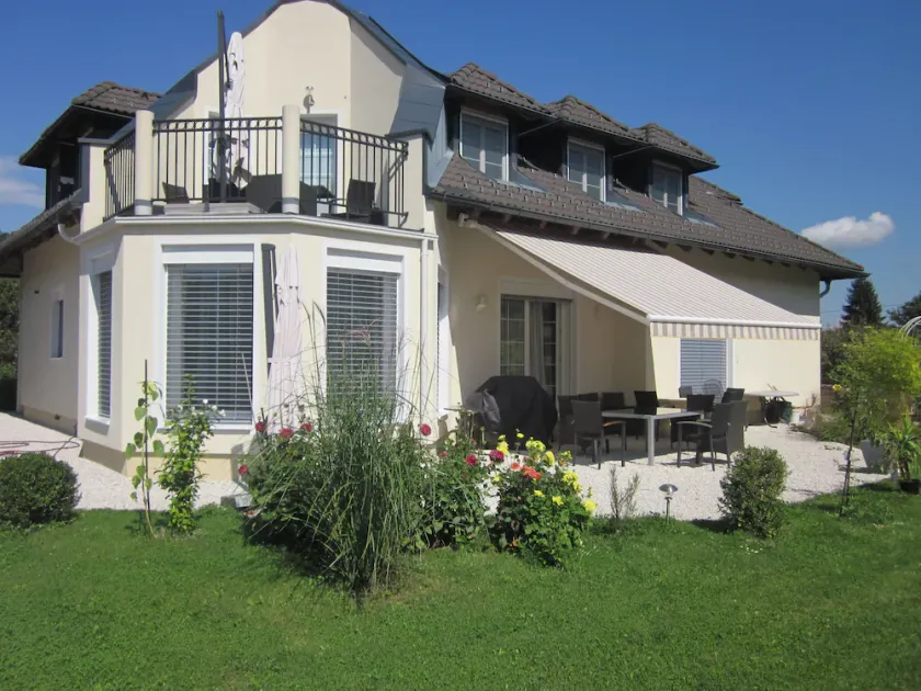State-of-the-art new, large apartment, up to 6 people, family-friendly, - Image 1