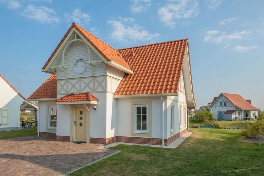 Villa in Cadzand-Bad nahe Nordseestrand - Image 1