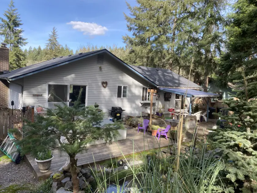 Beautiful Southwest Eugene Estate!  4 beds 3 baths ETC! - Image 1