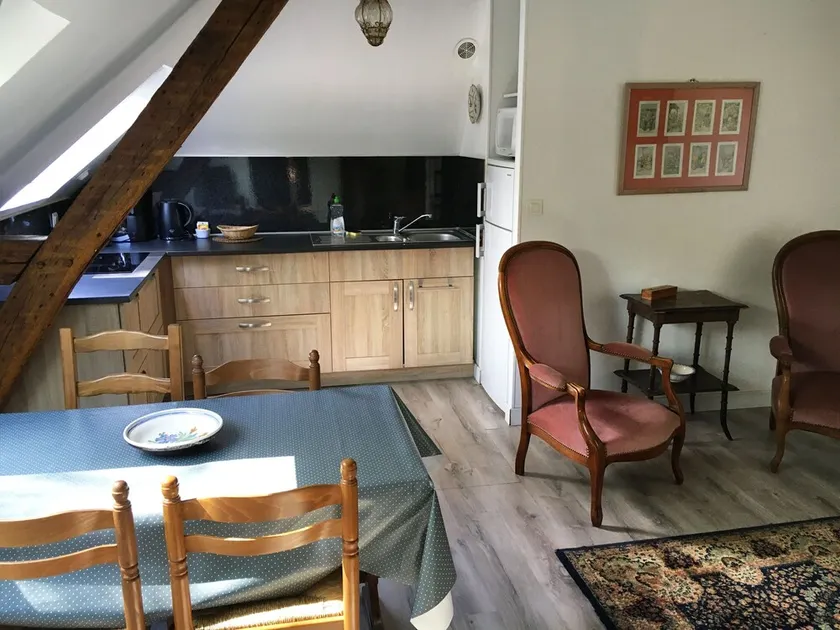 The Small Farmhouse Apartment at Château de Chanteloup - Image 1