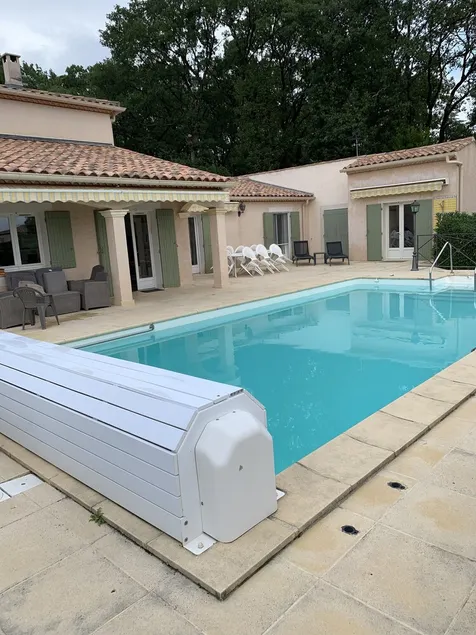 Large villa with pool and large garden in a quiet location 5 minutes from Uzes (Gard). - Image 1