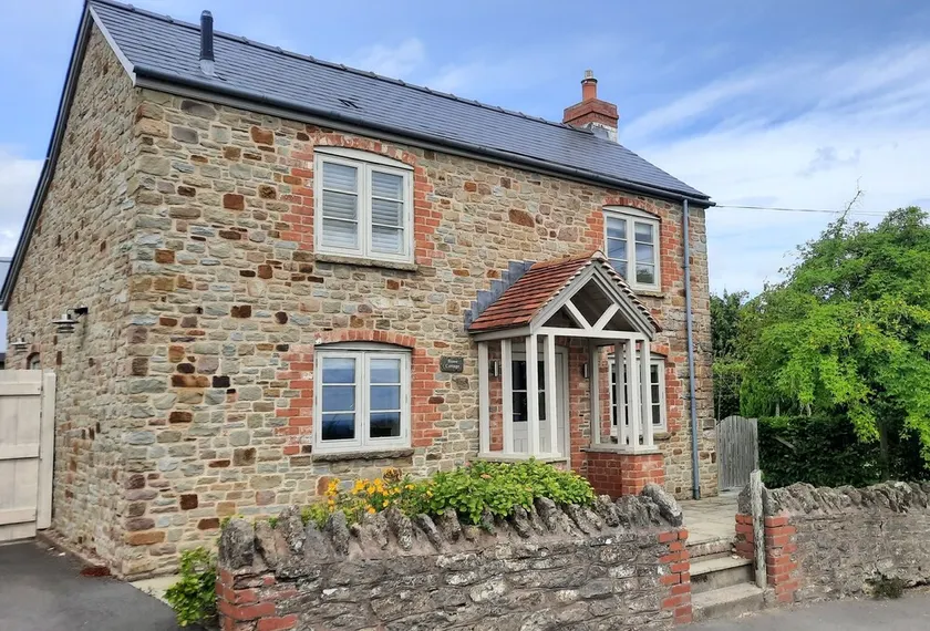 Beautiful-Romantic,  luxurious cottage with stunning views - Image 1