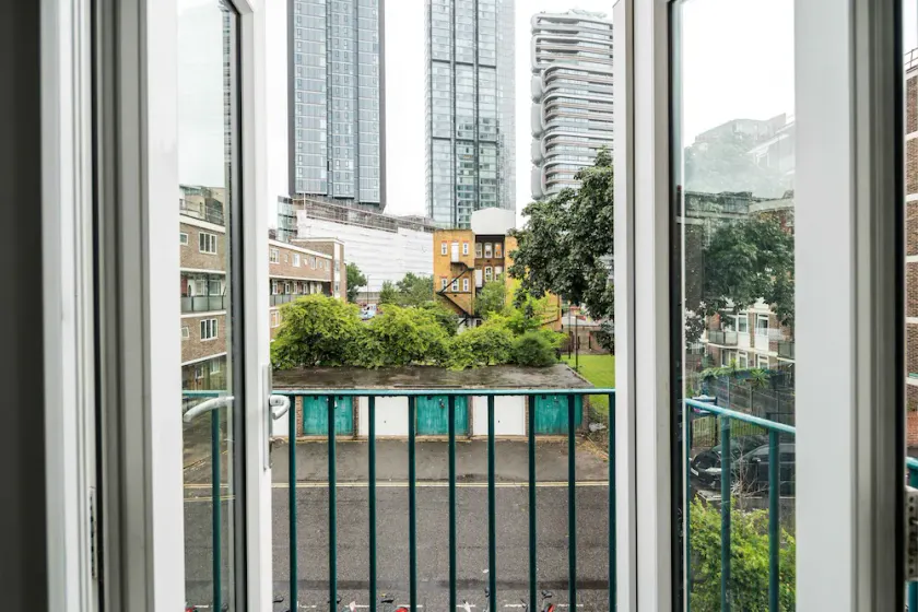 2BD Stylish Home w/t Grand Piano Central London - Image 1