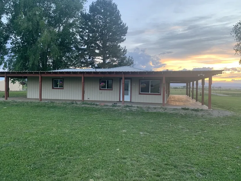 Grand View Ranch House - Image 1