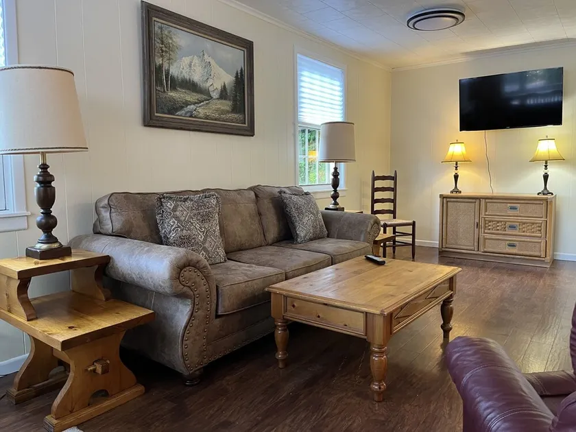 Cozy pet friendly (dogs) 2 Bedroom House in Berlin's Norwegian Village - Image 1