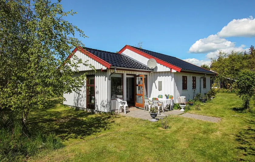 2 Bedroom Beautiful Home In Samsø - Image 1