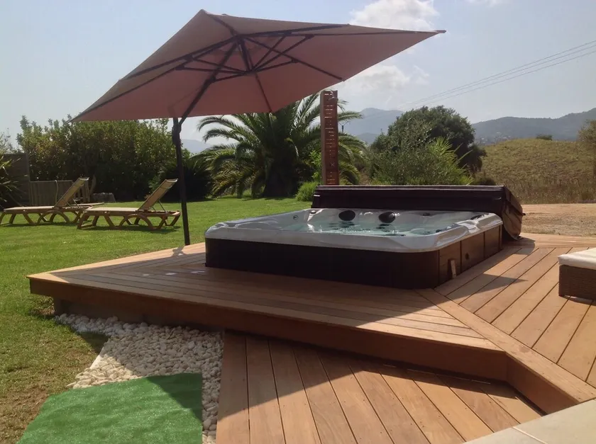 PROMO VILLA PRES AJACCIO  AVEC SPA ,PROCHE PLAGES 5MIN ,14PERS/2 SALLE DE BAIN - Image 1
