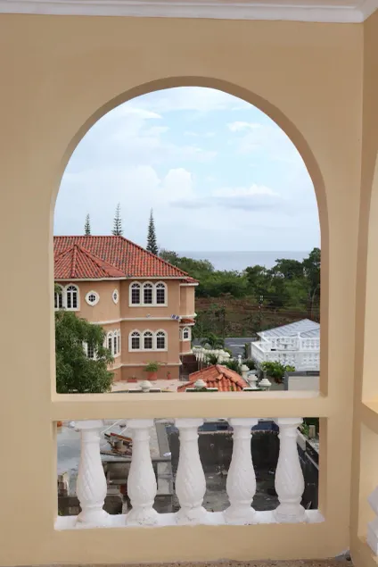 Lagardan Ocean View - Image 1