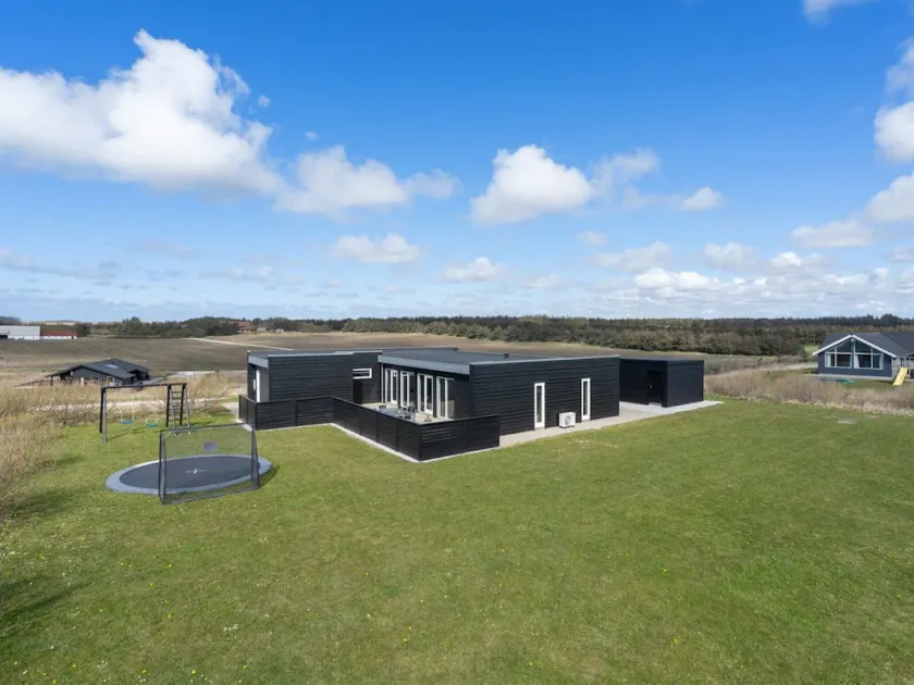\"Ilfar\" - 700m from the sea by Interhome - Image 1