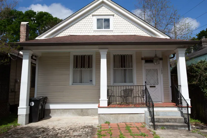 Historic Riverbend Cottage: quartier très praticable, à deux rues du tramway! - Image 1