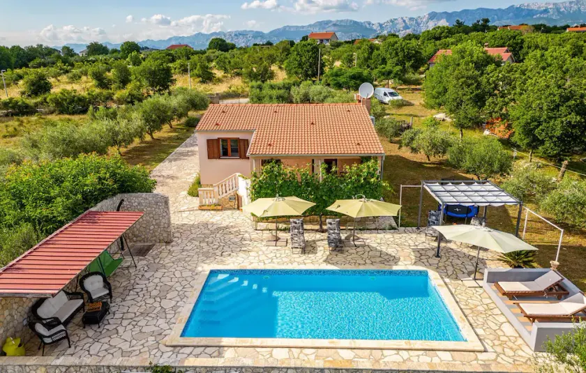 Beautiful Home In Slivnica - Image 1