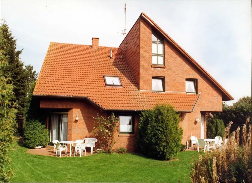 Dirk's Quatrohaus C - Image 1