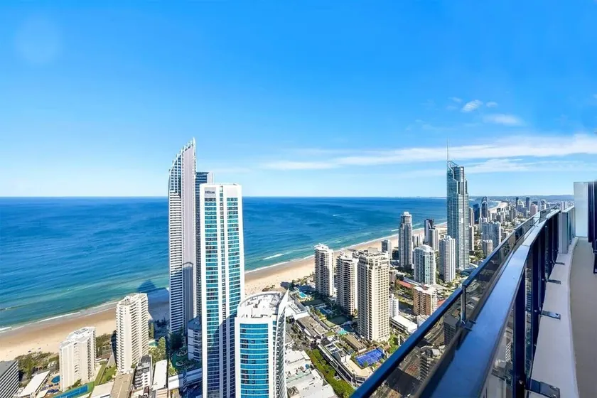 Sealuxe Seaview Suites - Central Surfers Paradise - Image 1
