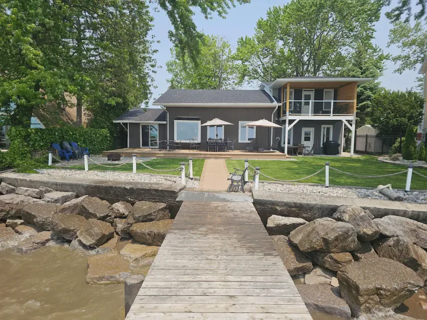 Erie View Lakehouse - Serene and Spacious - Image 1