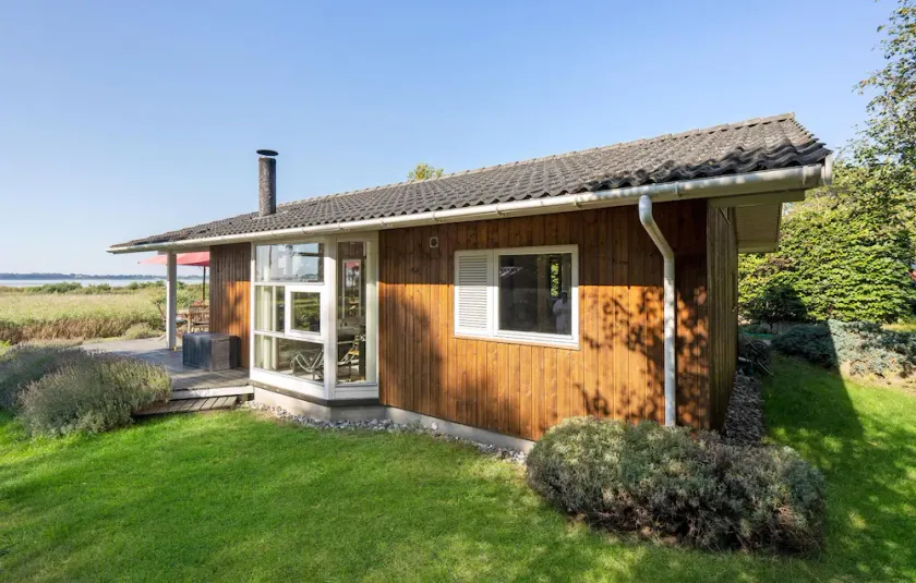2 værelses hyggeligt hjem i Holbæk - Image 1