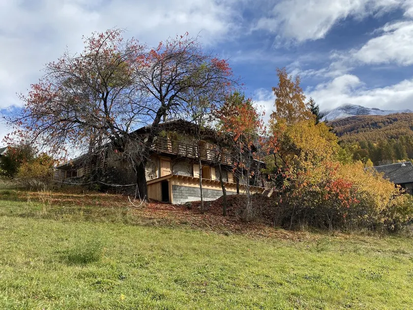 Chalet Les Orres/ Le Melezet - Image 1