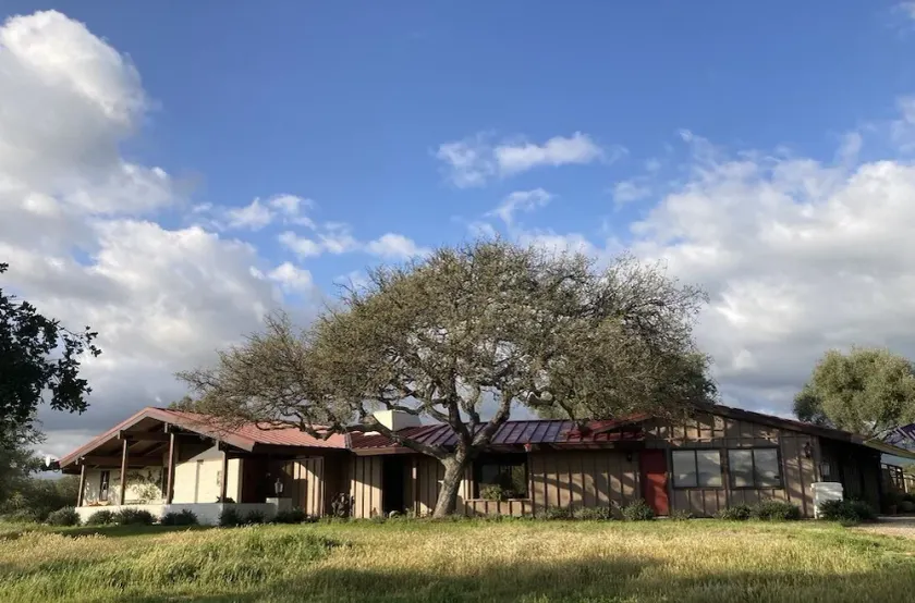 Private Ranch with Endless View! - Image 1