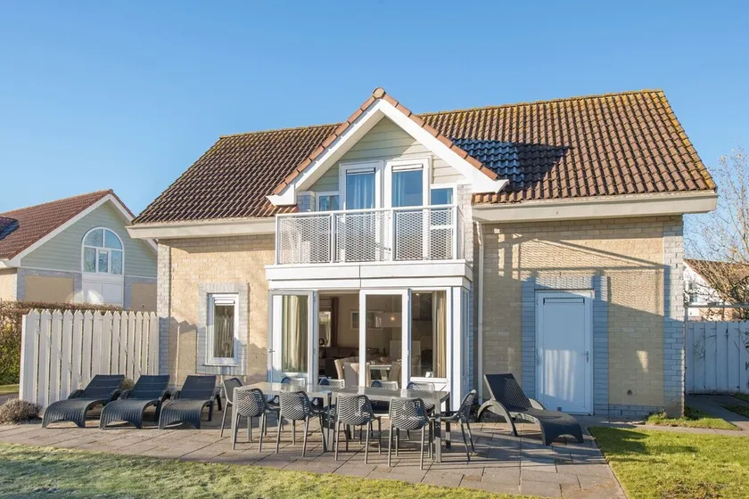 Villa près de la plage de la mer du Nord - Image 1