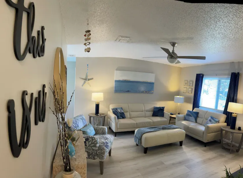 Pool Home with Pool Heater and Hot Tub Near Clearwater and other Fine Beaches.  - Image 1