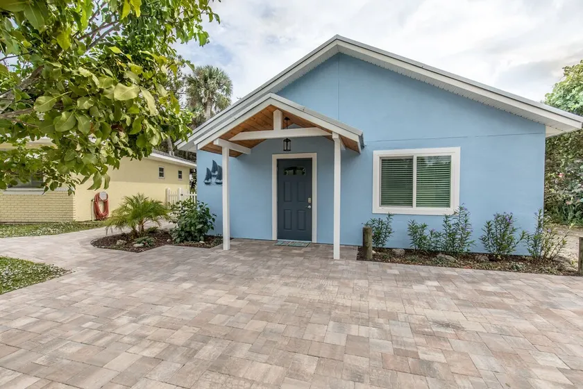 Riverside Luxury Retreat - Pelican Landing - Image 1