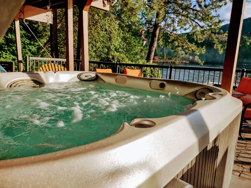 Lakehouse 7 miles from Silverwood - Image 1