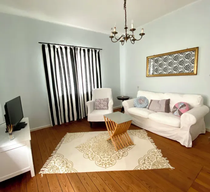 Lovingly furnished holiday home in the small wine-growing village - Image 1