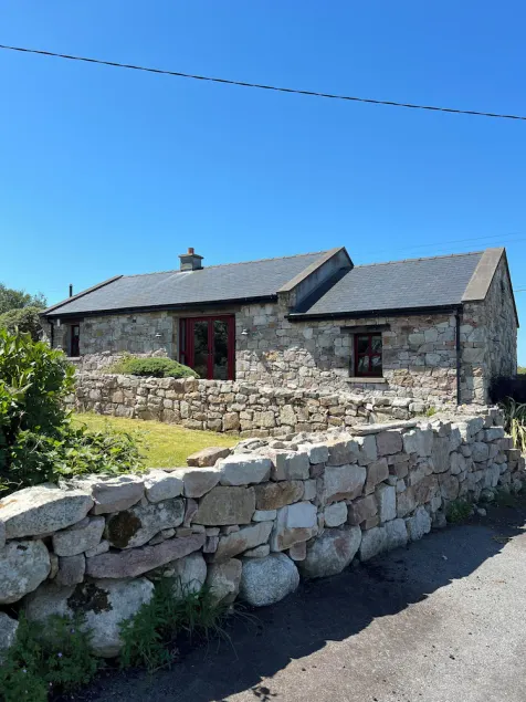 Connemara Stone Barn on Wild Atlantic Way, walk to beach, near Aran Island Ferry - Image 1