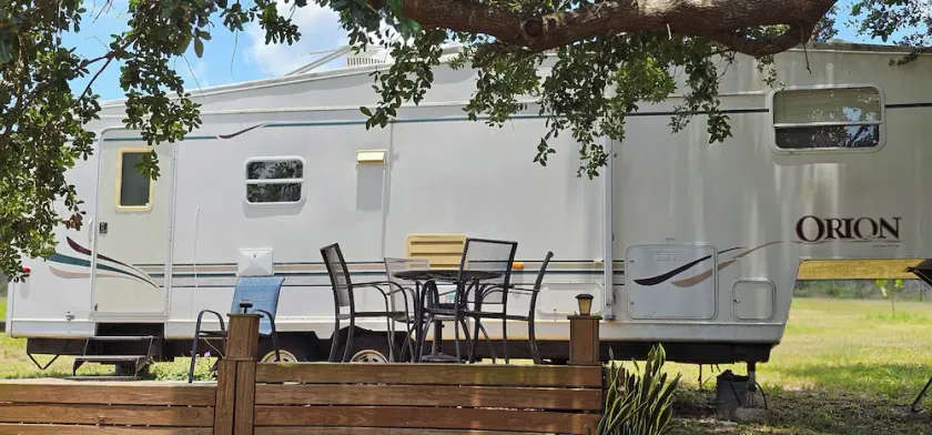 Homey Fifth Wheel Haven - Image 1