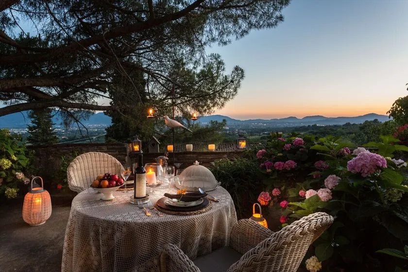 il Frantoio, a farmhouse apt with terrace and pool - Image 1