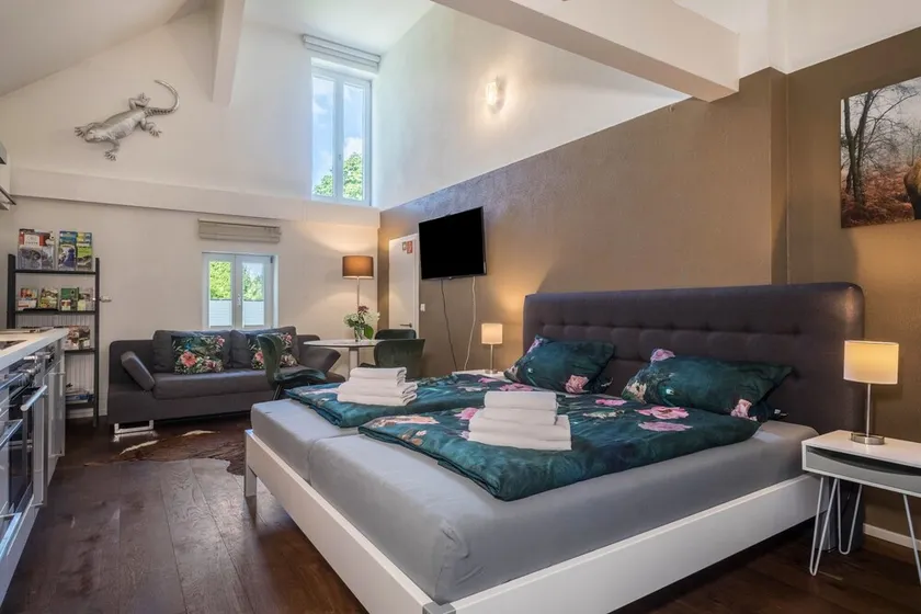 Appartamento 'Hof Zum Stadl - Nr 2' con Terrazza Privata, Wi-Fi e Aria Condizionata - Image 1