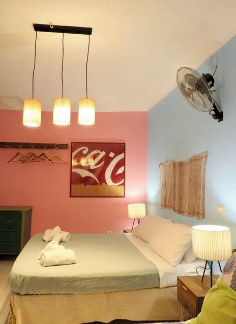 Grande chambre silencieuse avec Wi-Fi dans le centre - Image 1