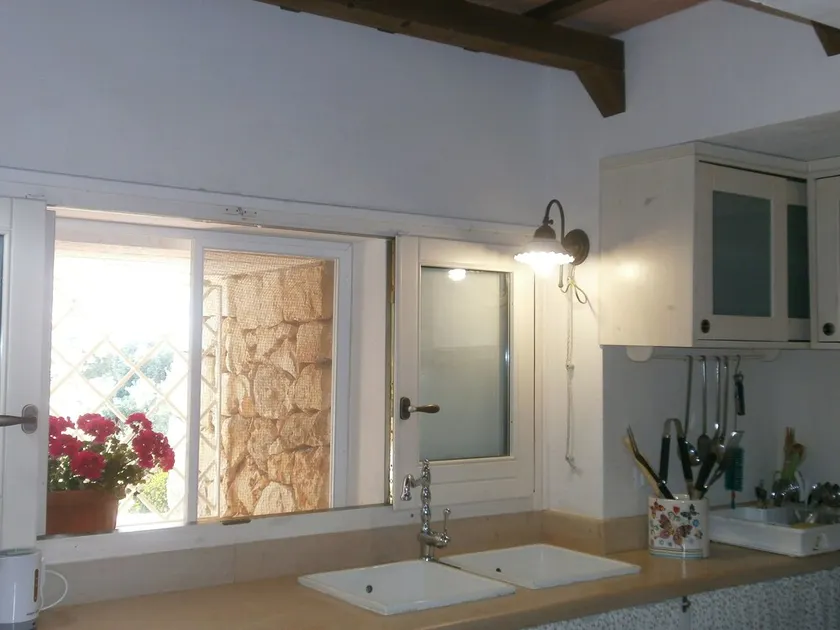 EN ZONE PANORAMIQUE, GRAND JARDIN AVEC PARKING PRIVE, WIFI, CHAUFFAGE - Image 1