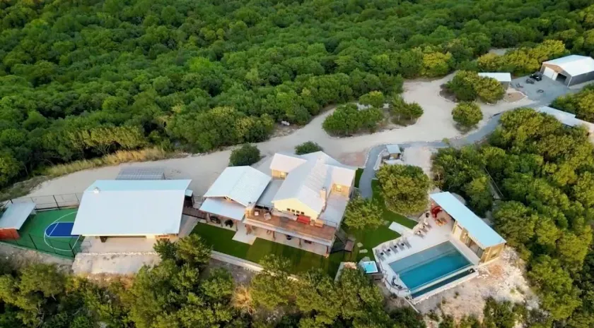 Luxury North Texas Retreat--PARTIAL Rental for 16--Pool/Spa/Sports Courts/Views - Image 1