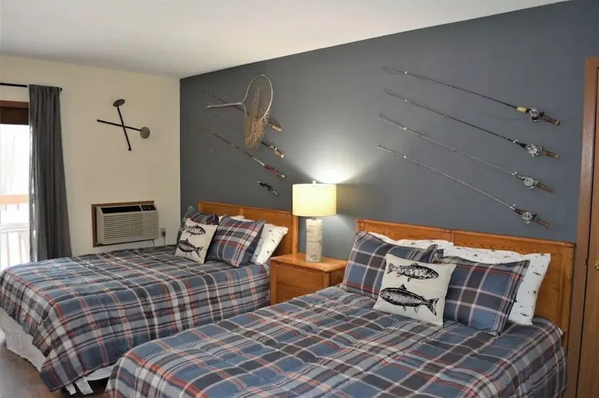 Birch Point Resort Condo #19 - Nelson Lake, Hayward - Image 1