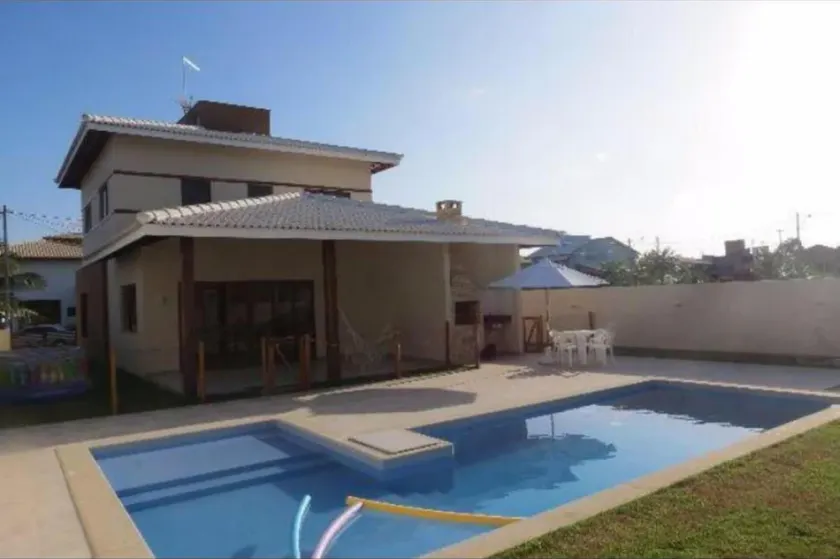 Vacation home in Guarajuba, 4 bedrooms - Image 1