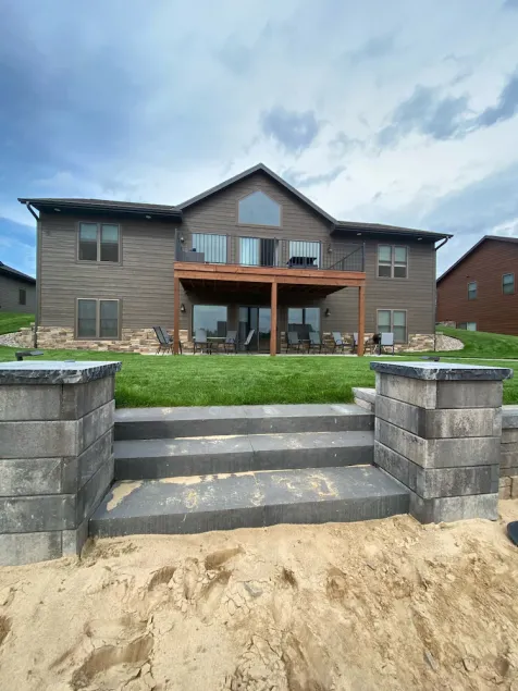 Large Multifamily Beach Front Lake Home Near WI Dells - Image 1