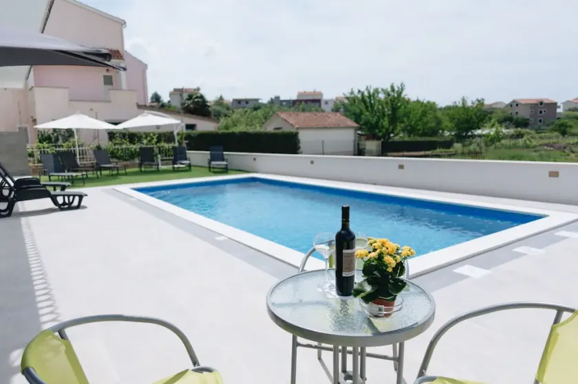 Villa \"JoMa\" with private heated pool - Image 1
