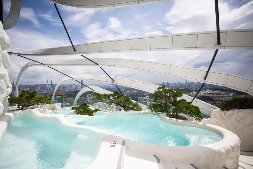 ARTE MONT KIARA BY PSM Luxury Suites - Image 1