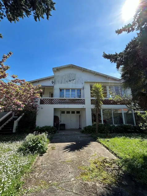 jolie Villa 50 m de la plage, avec jardin arboré, vue mer - Image 1