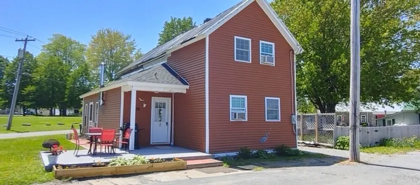 Village home near St. Lawrence River - Image 1