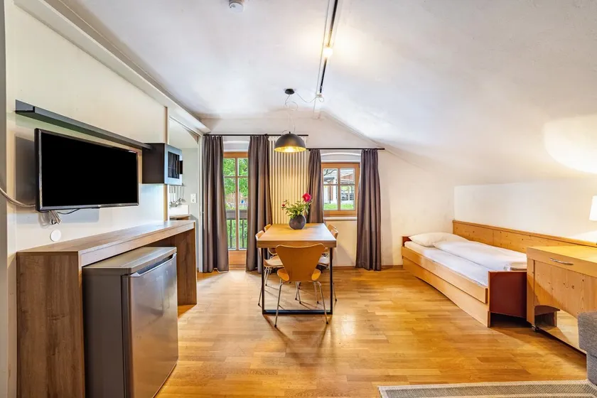 Residence Grünbacher Apartment 4 with Balcony and Shared Pool - Image 1