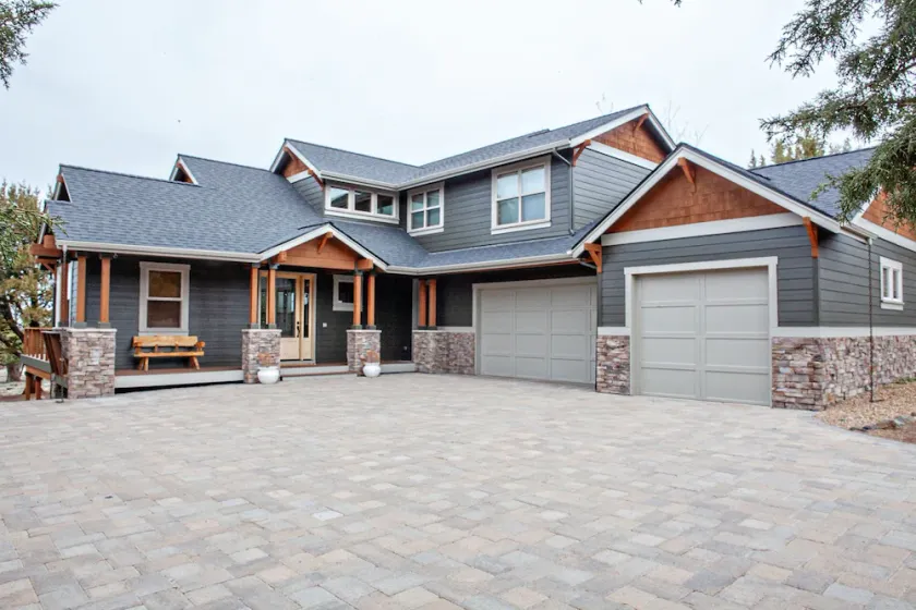 West Ridge Craftsman with Amazing Views - Image 1