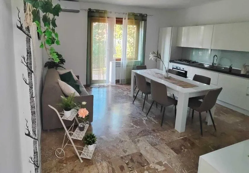 Ample accommodation between Rome, Ciampino and Fiumicino airports, Palatorrino, Ostia - Image 1
